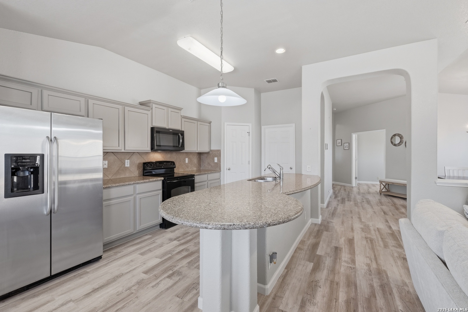 100 Farmview Cibolo TX 78108