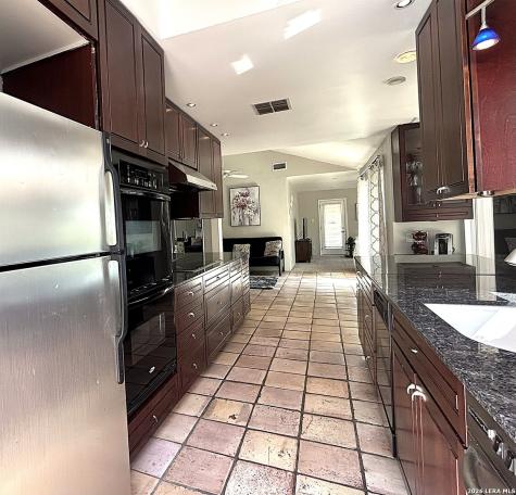 5714 Woodcraft San Antonio TX 78218