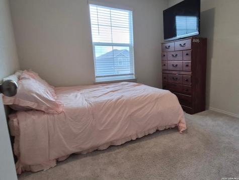 5819 Rolling Glen San Antonio TX 78218