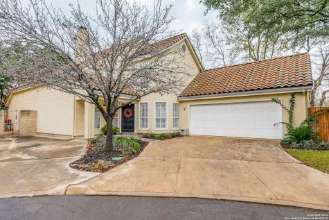 7 Cottesmore Court San Antonio TX 78218