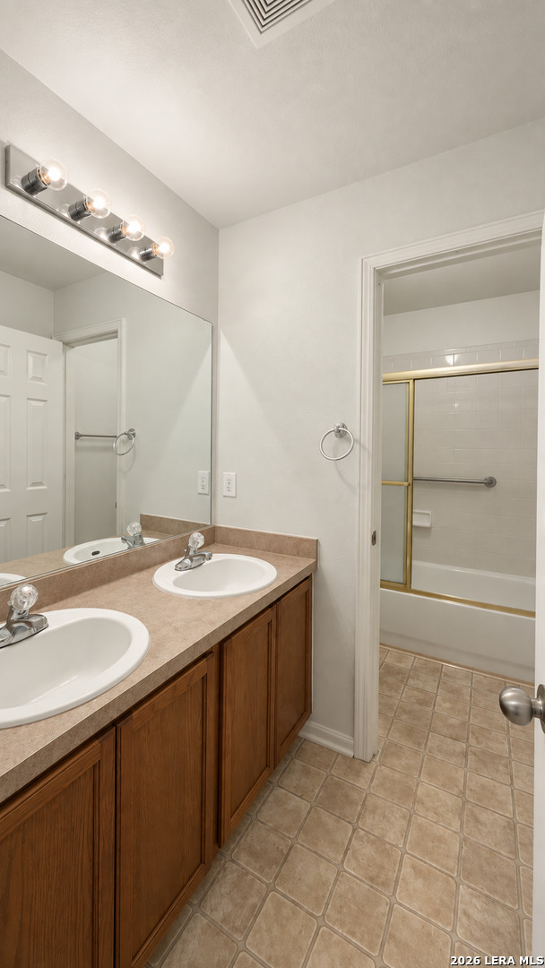 3434 Blue Topaz San Antonio TX 78245