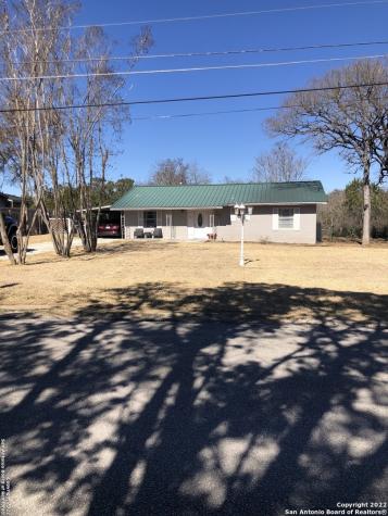 407 Bandera Boulevard Bandera TX 78003