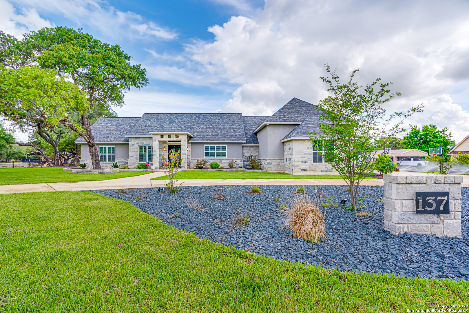 137 Bridgewater Drive La Vernia TX 78121
