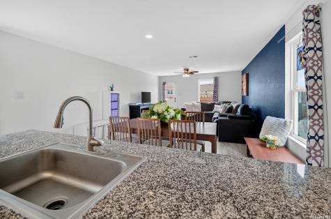 8183 Nube Medina San Antonio TX 78252
