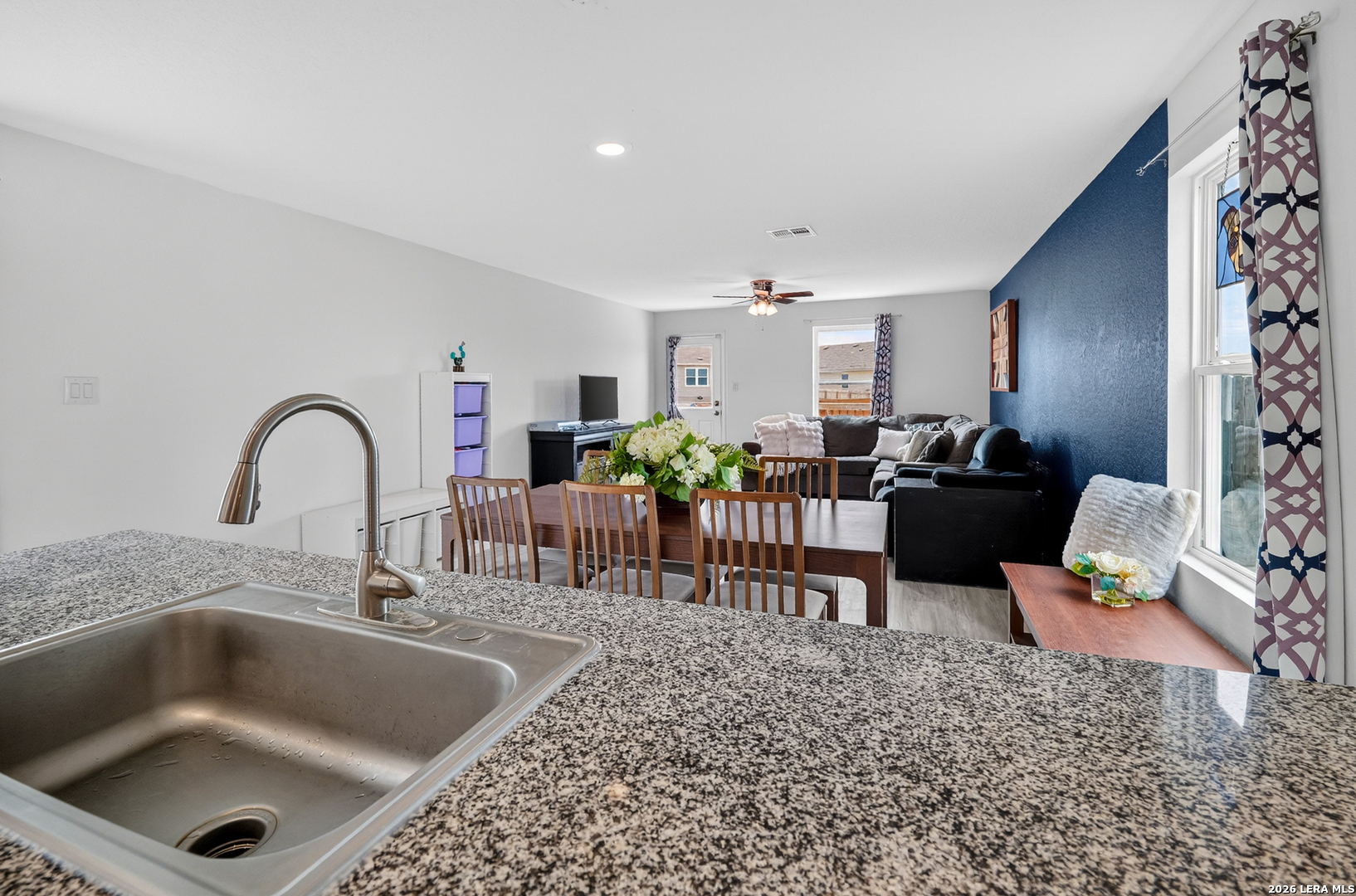 8183 Nube Medina San Antonio TX 78252