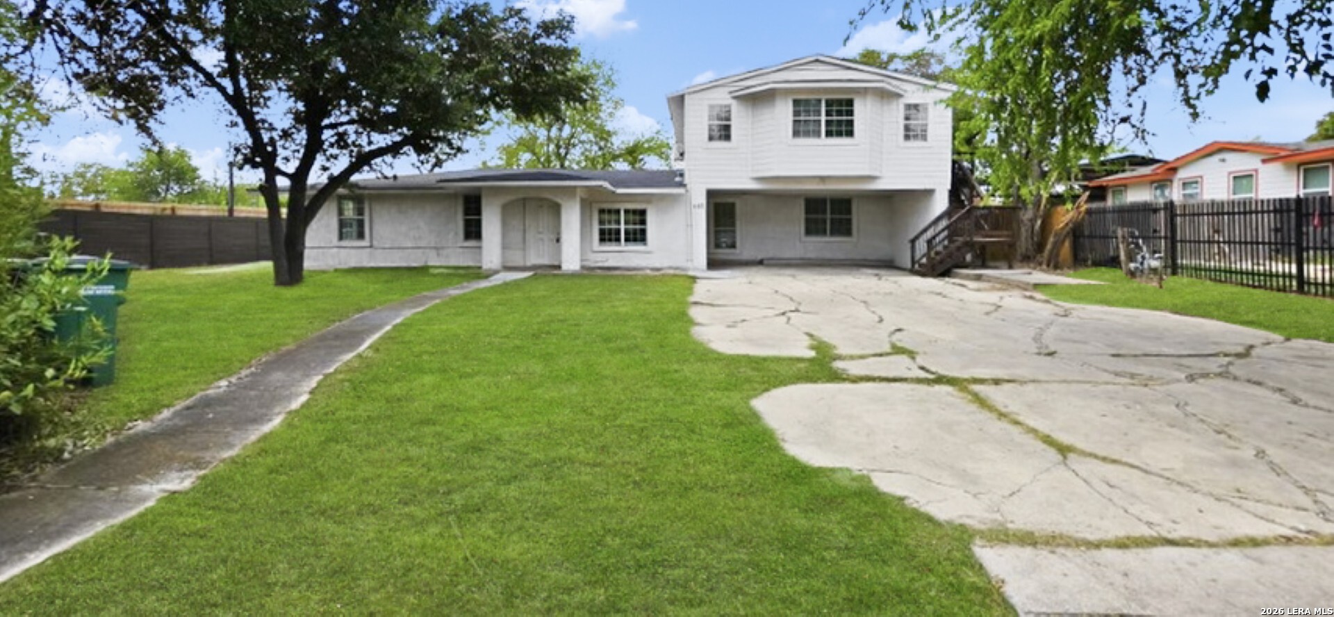 645 W Broadview Drive San Antonio TX 78228