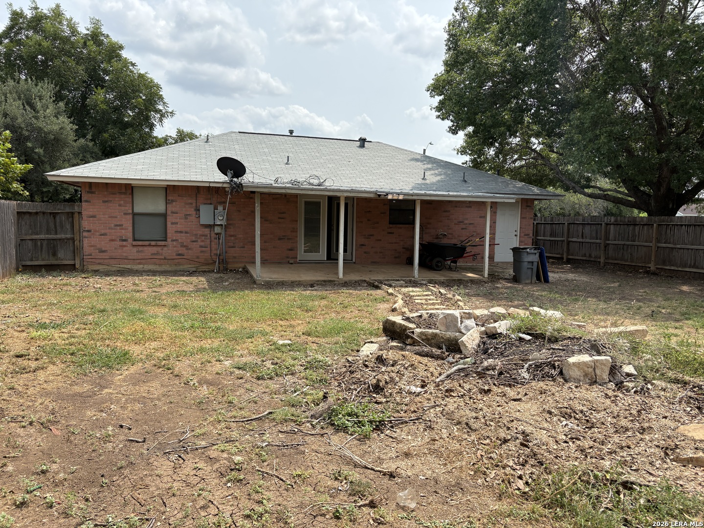 2110 21st Hondo TX 78861