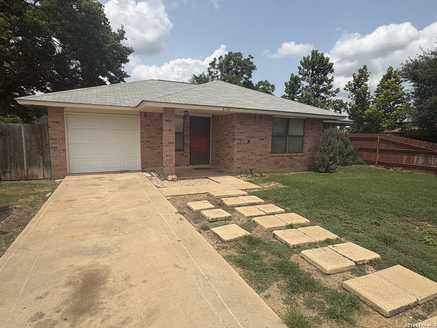 2110 21st Hondo TX 78861
