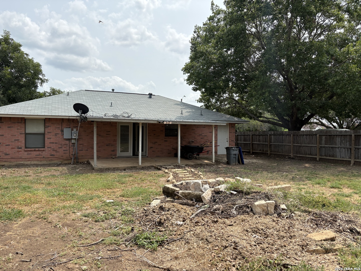 2110 21st Hondo TX 78861