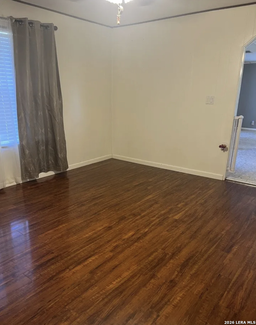 305 E Hugo Street Dilley TX 78017