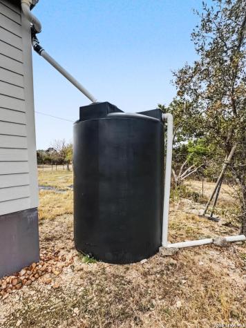 1372 N Lakeshore Bandera TX 78003