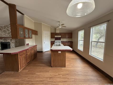 22819 Grand Spring Elmendorf TX 78112