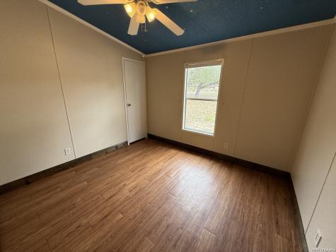 22819 Grand Spring Elmendorf TX 78112
