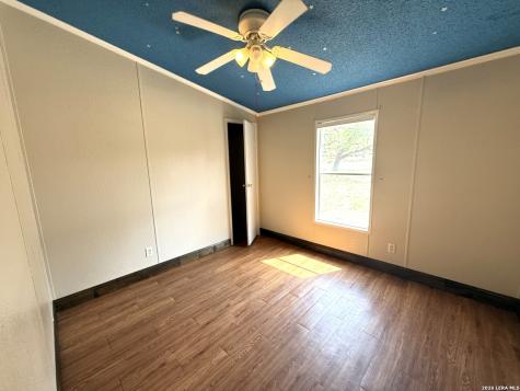 22819 Grand Spring Elmendorf TX 78112