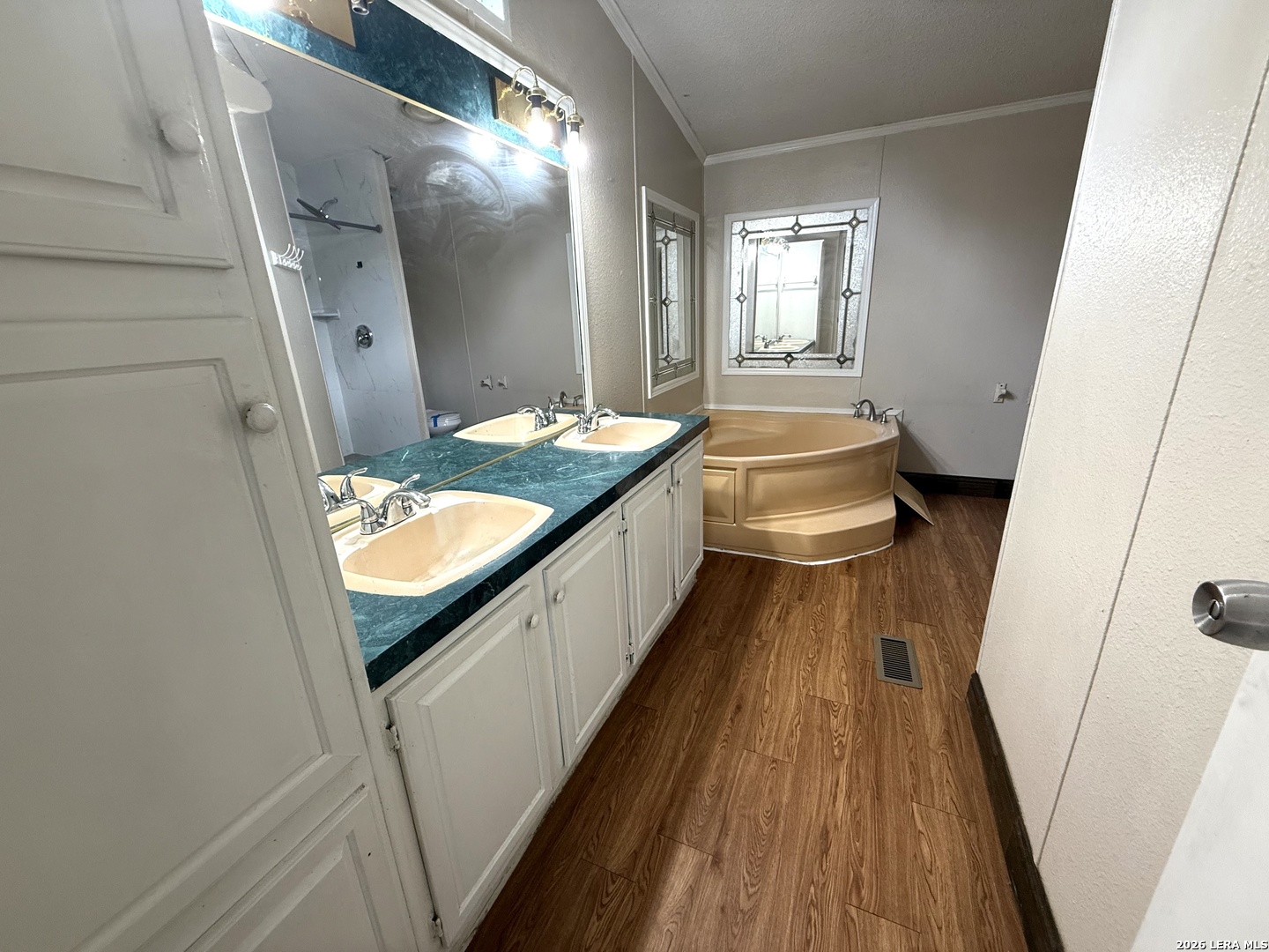 22819 Grand Spring Elmendorf TX 78112
