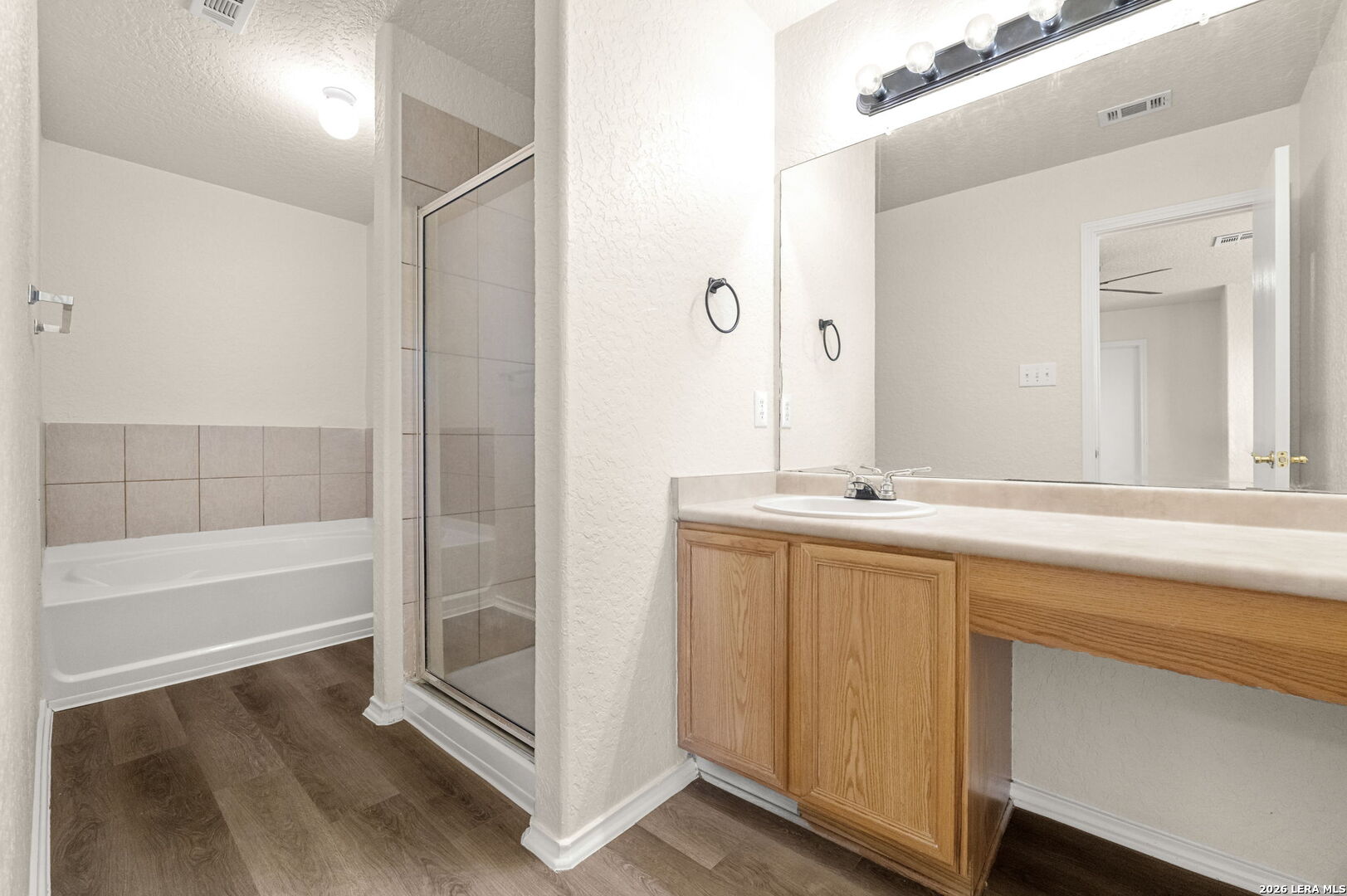 9131 Laguna Falls San Antonio TX 78251
