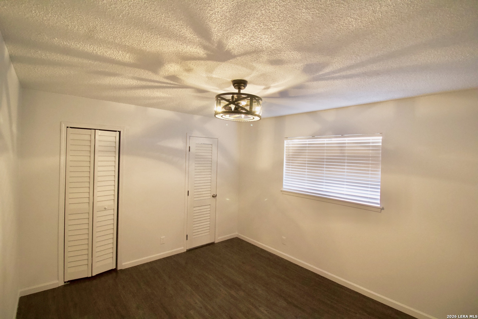 1203 Yosemite Beeville TX 78102