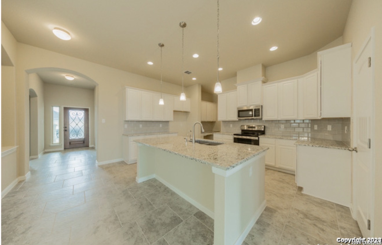 833 Stratus Path New Braunfels TX 78130