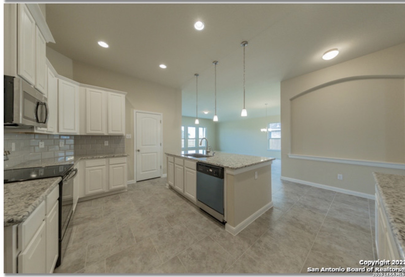 833 Stratus Path New Braunfels TX 78130