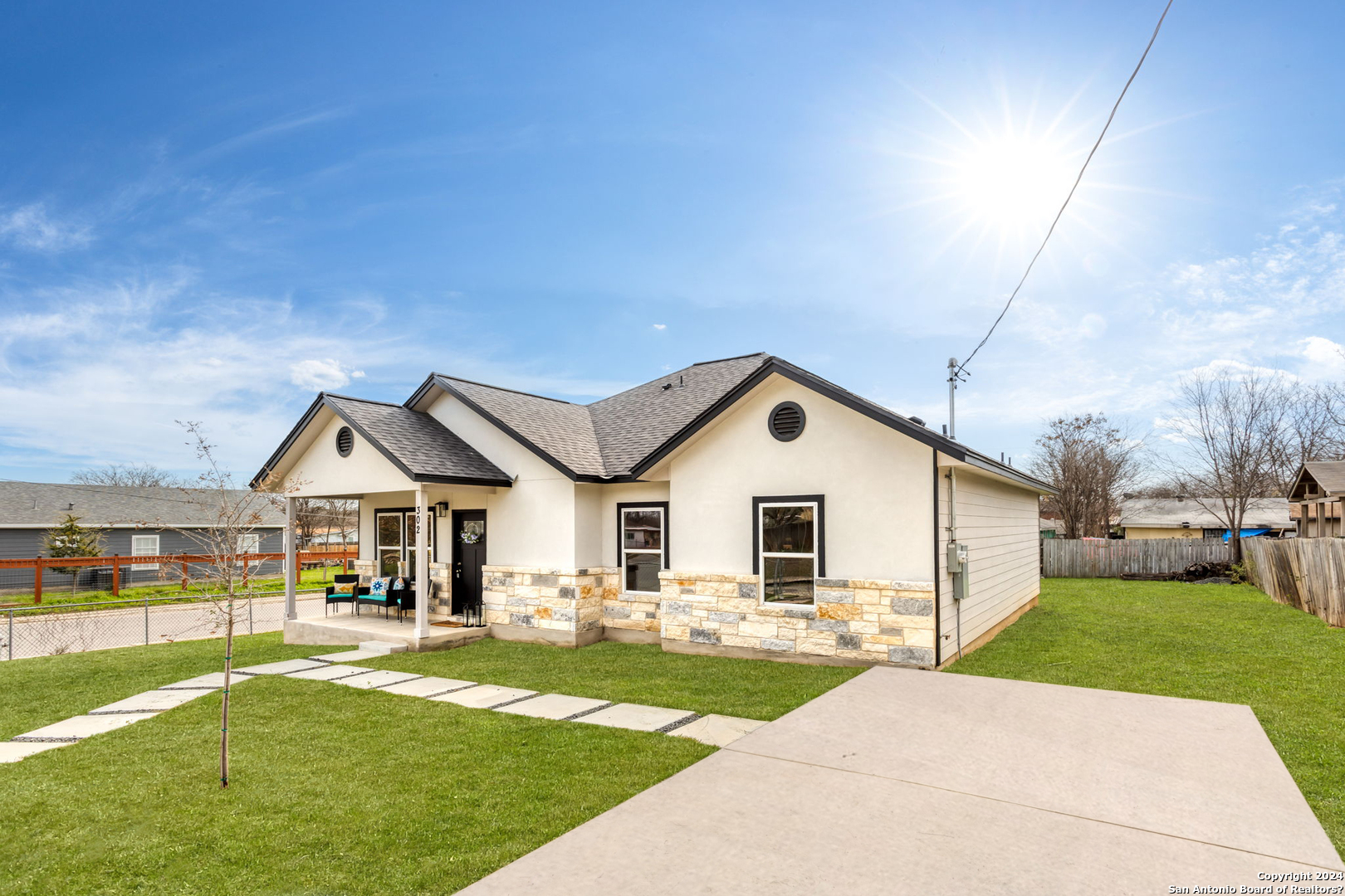 302 Azucena Street San Antonio TX 78237