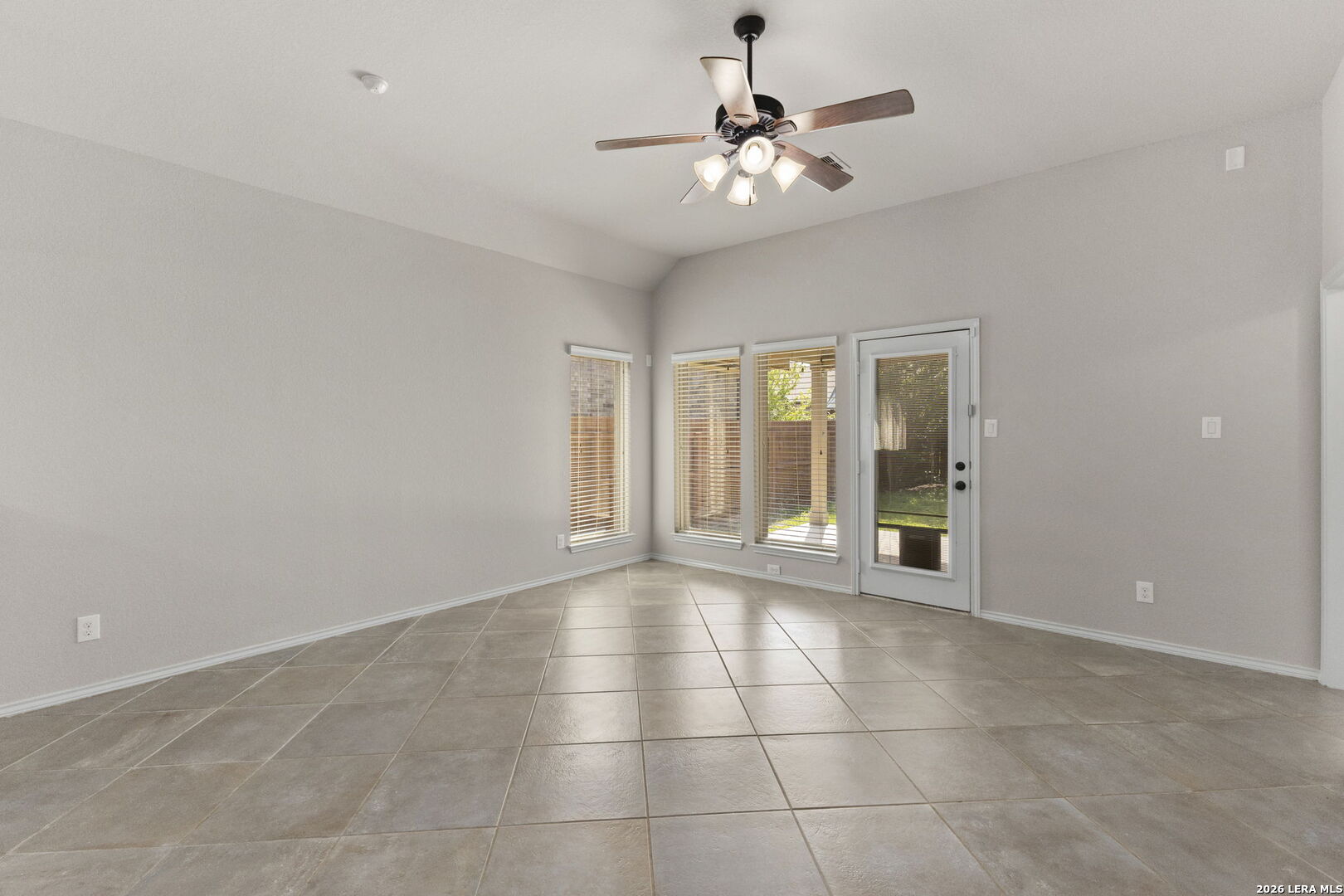 8729 White Crown San Antonio TX 78254