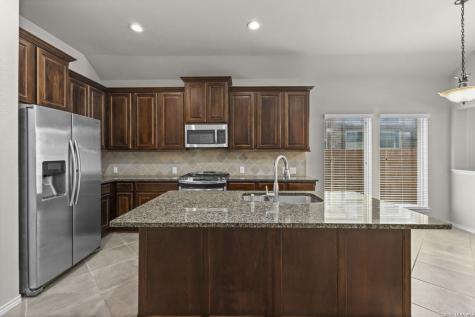 8729 White Crown San Antonio TX 78254