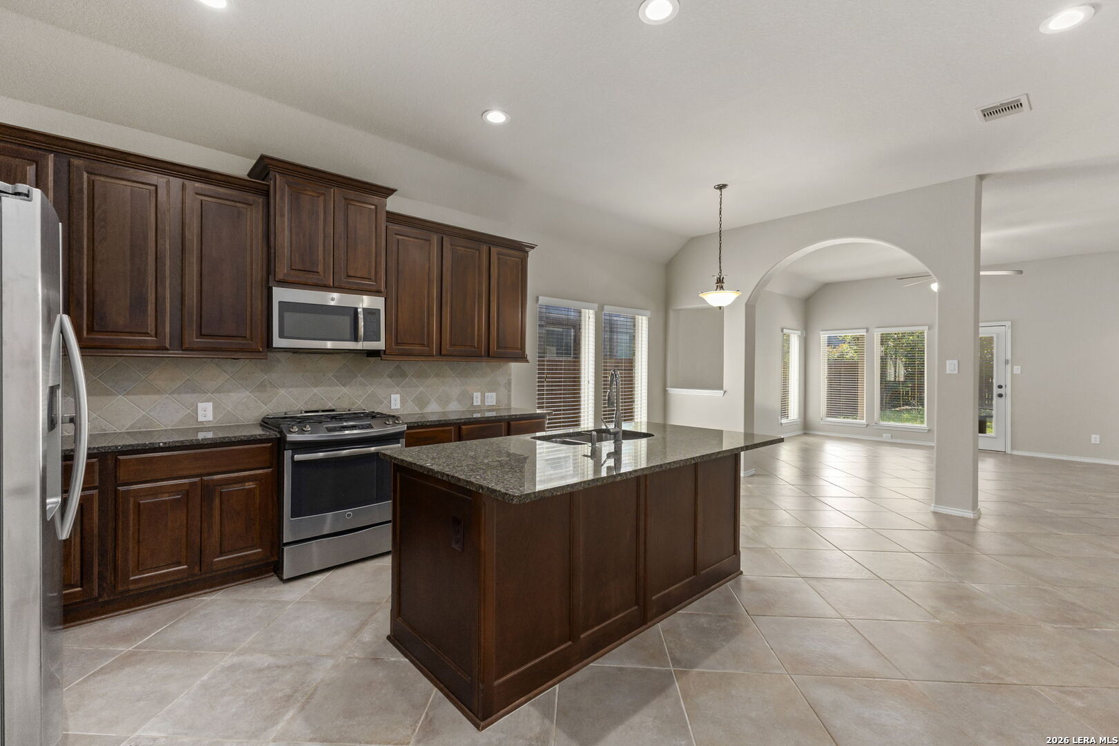 8729 White Crown San Antonio TX 78254