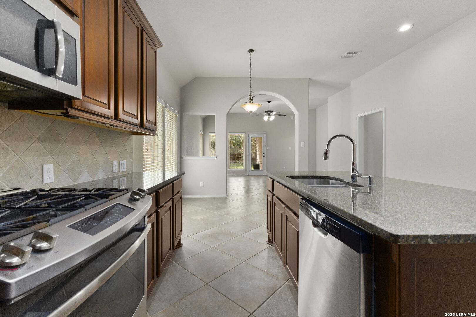 8729 White Crown San Antonio TX 78254
