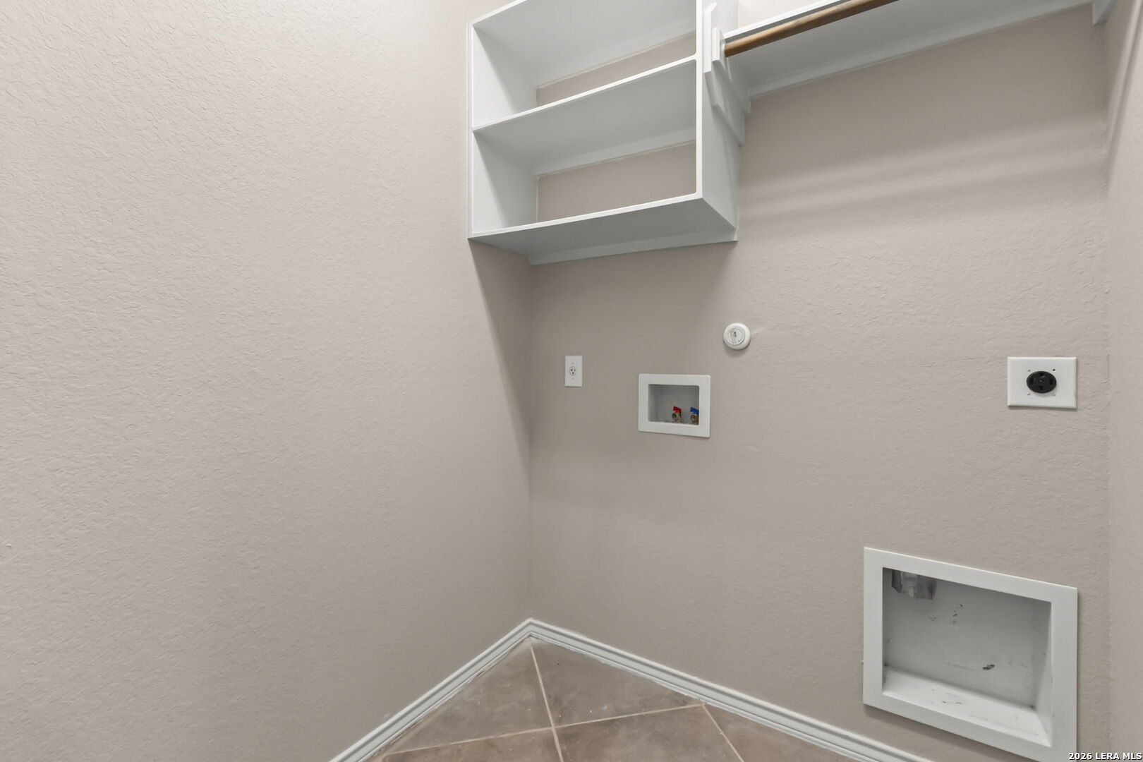 8729 White Crown San Antonio TX 78254