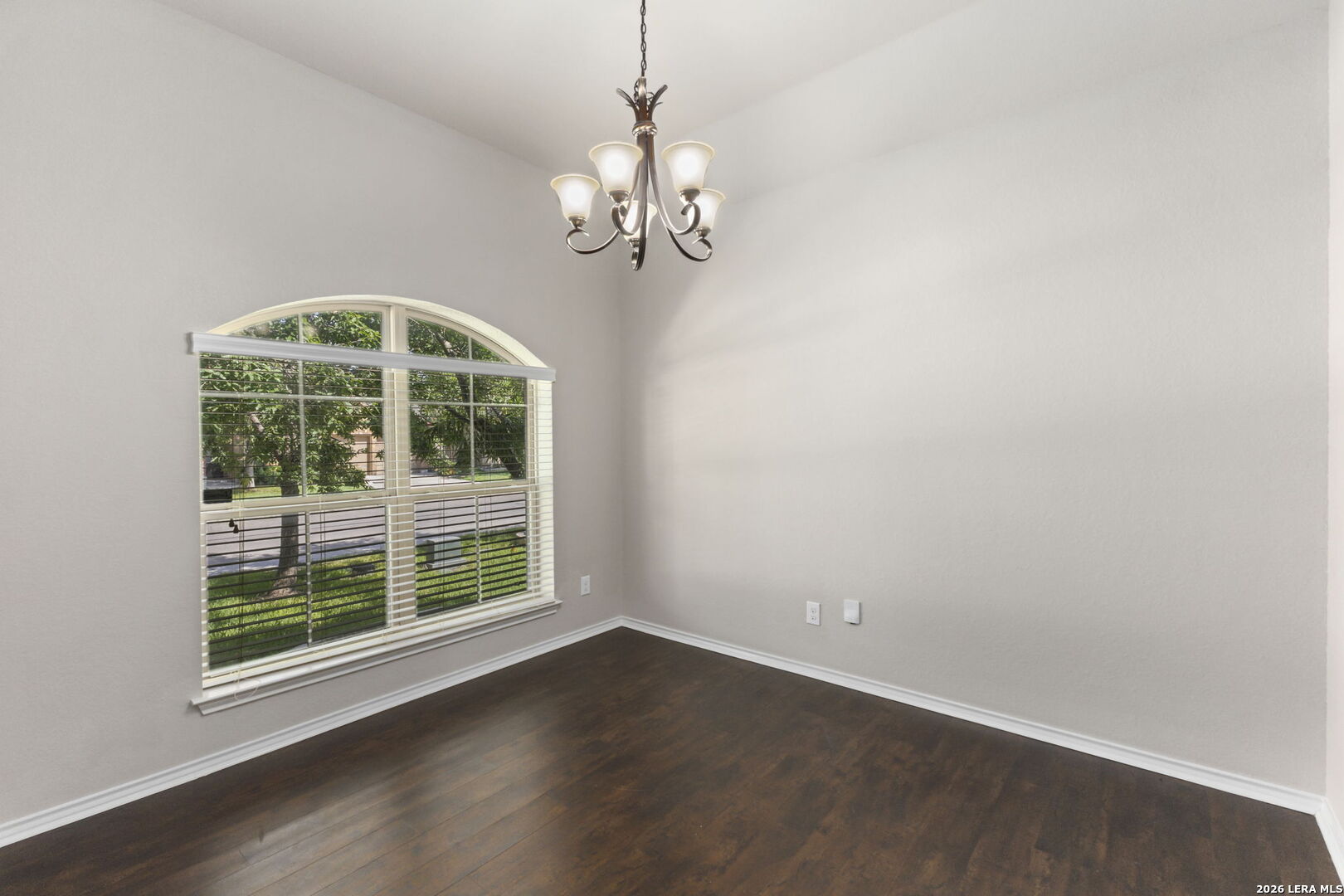 8729 White Crown San Antonio TX 78254