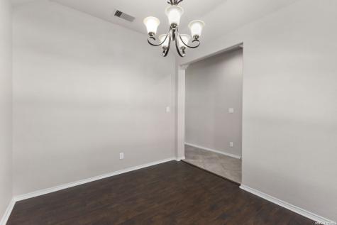 8729 White Crown San Antonio TX 78254