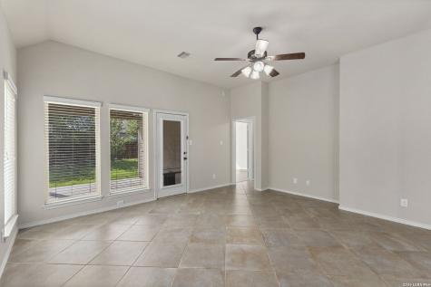 8729 White Crown San Antonio TX 78254