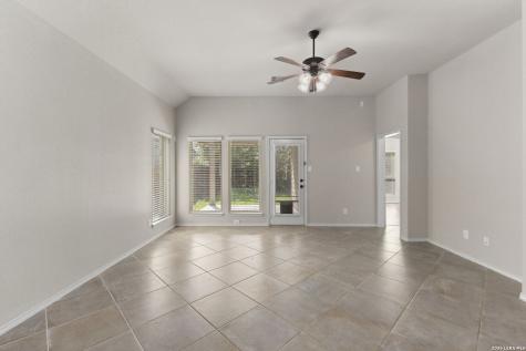 8729 White Crown San Antonio TX 78254