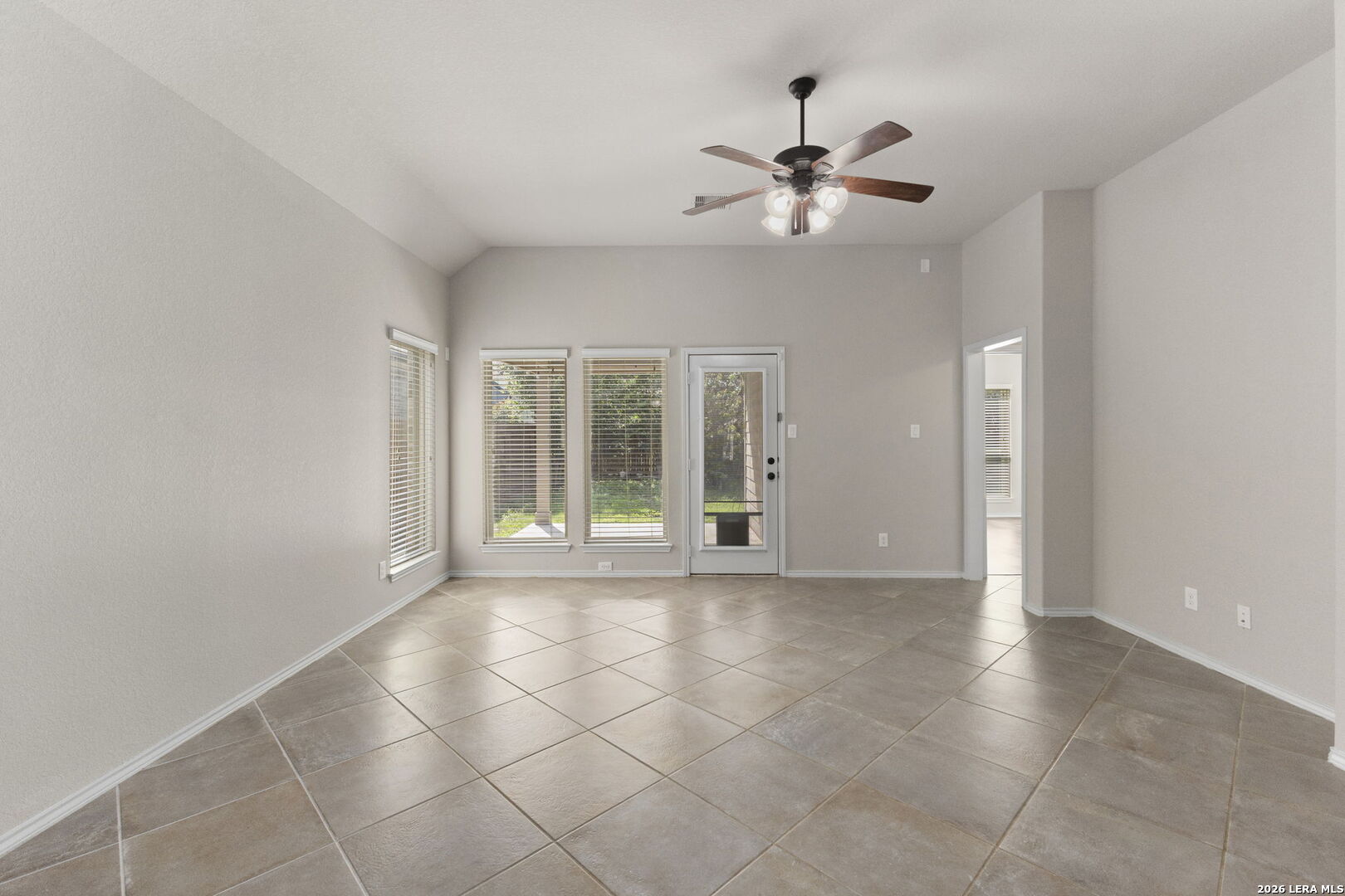 8729 White Crown San Antonio TX 78254