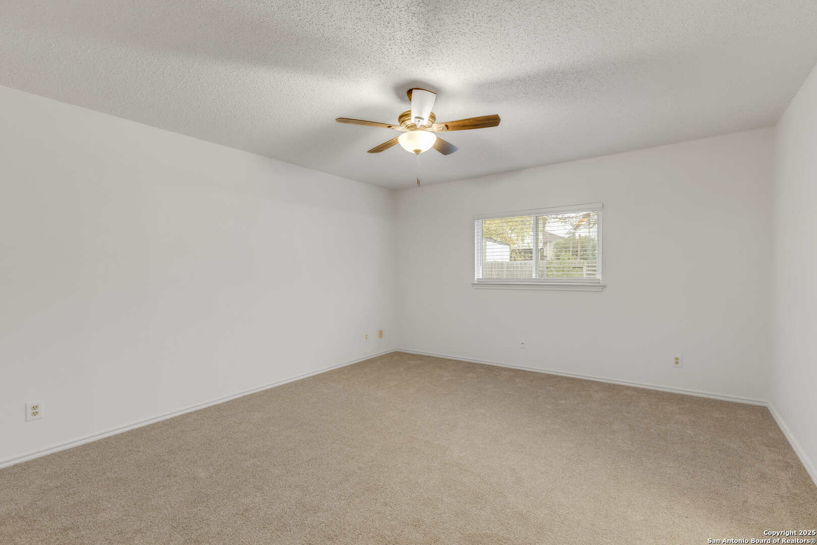 7906 Swindow Circle Converse TX 78109