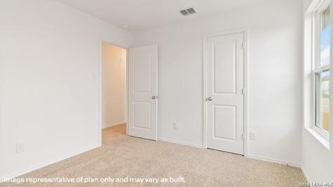 16051 Mahogany Way Elmendorf TX 78112