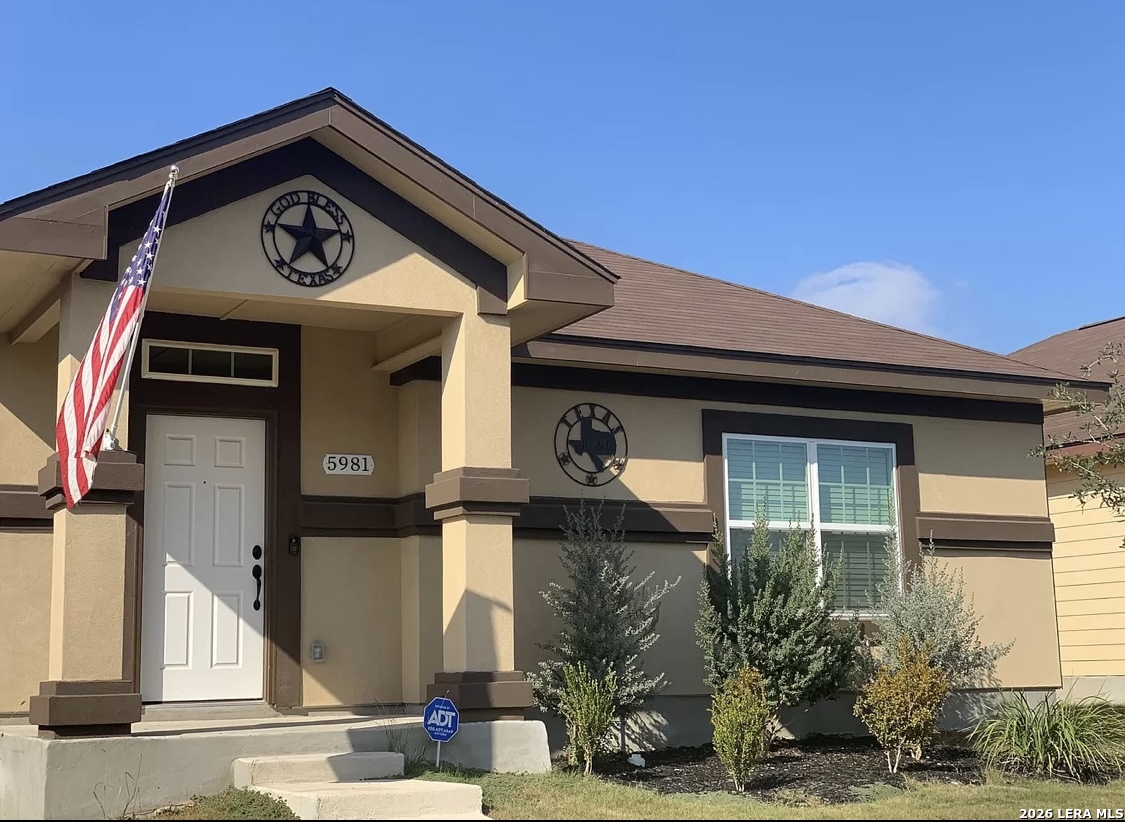 5981 Midcrown Drive San Antonio TX 78218