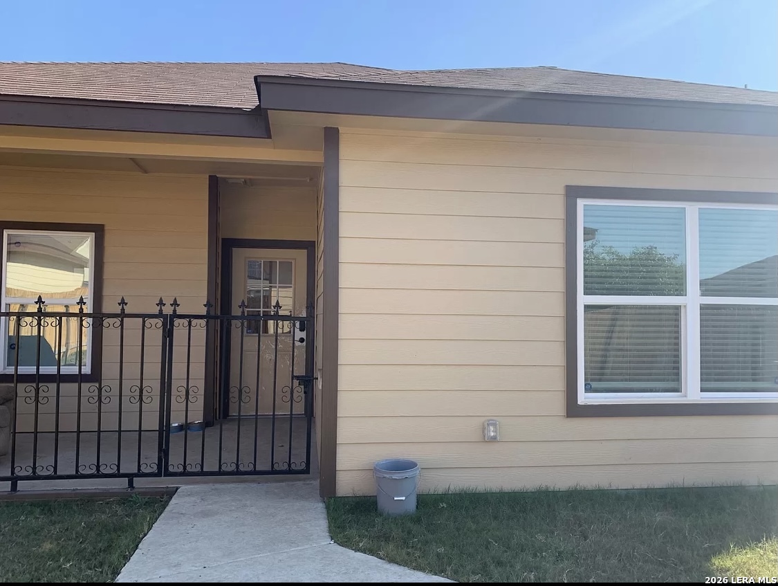 5981 Midcrown Drive San Antonio TX 78218
