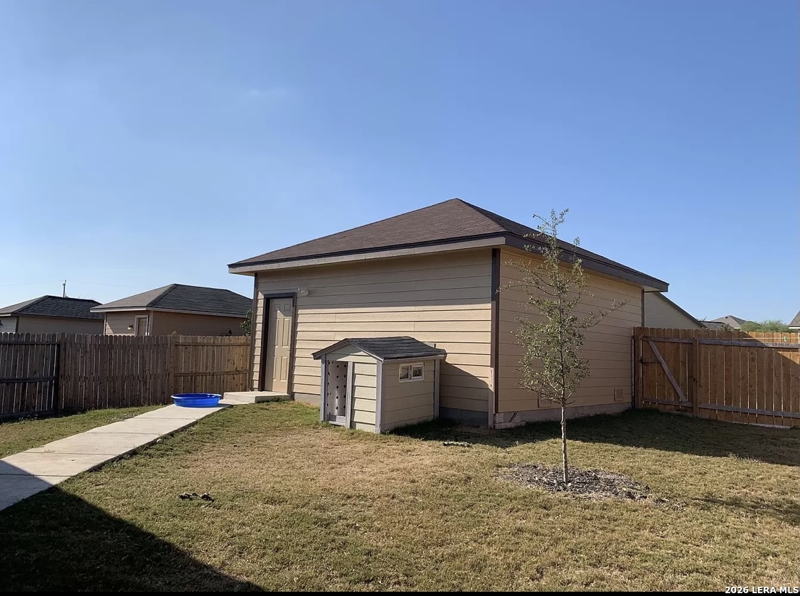 5981 Midcrown Drive San Antonio TX 78218