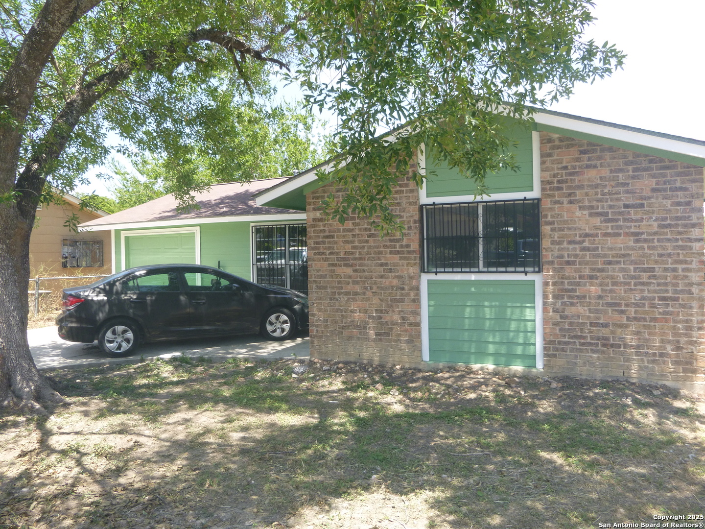 5927 Stoney Creek San Antonio TX 78242
