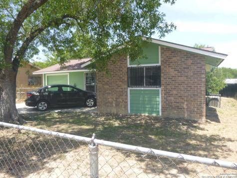 5927 Stoney Creek San Antonio TX 78242