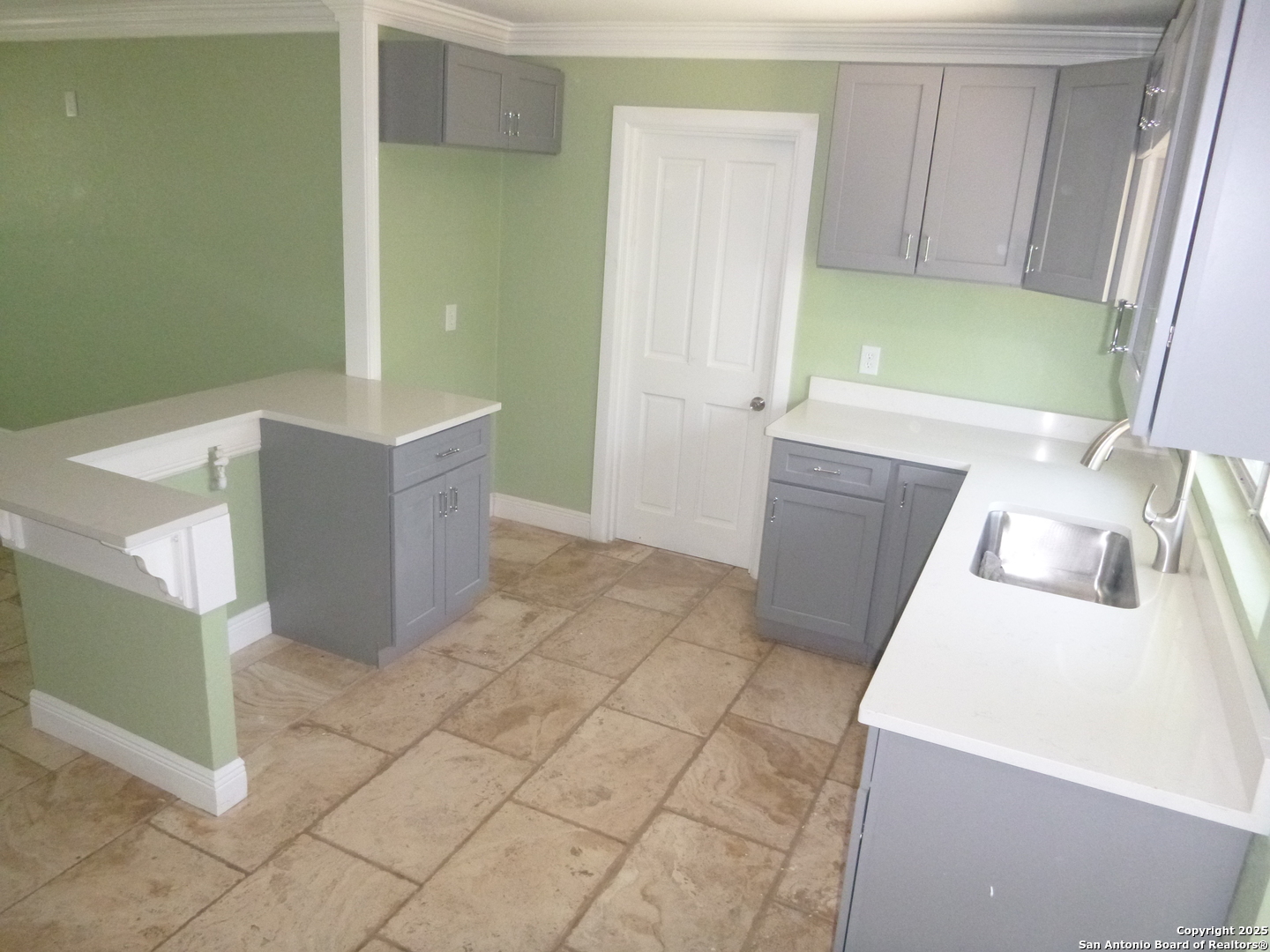 5927 Stoney Creek San Antonio TX 78242