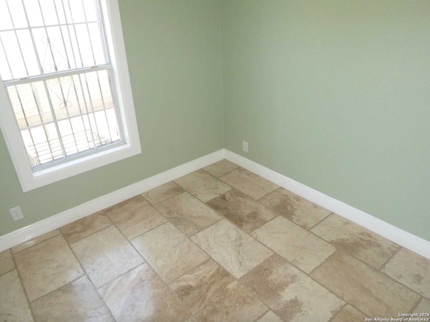 5927 Stoney Creek San Antonio TX 78242