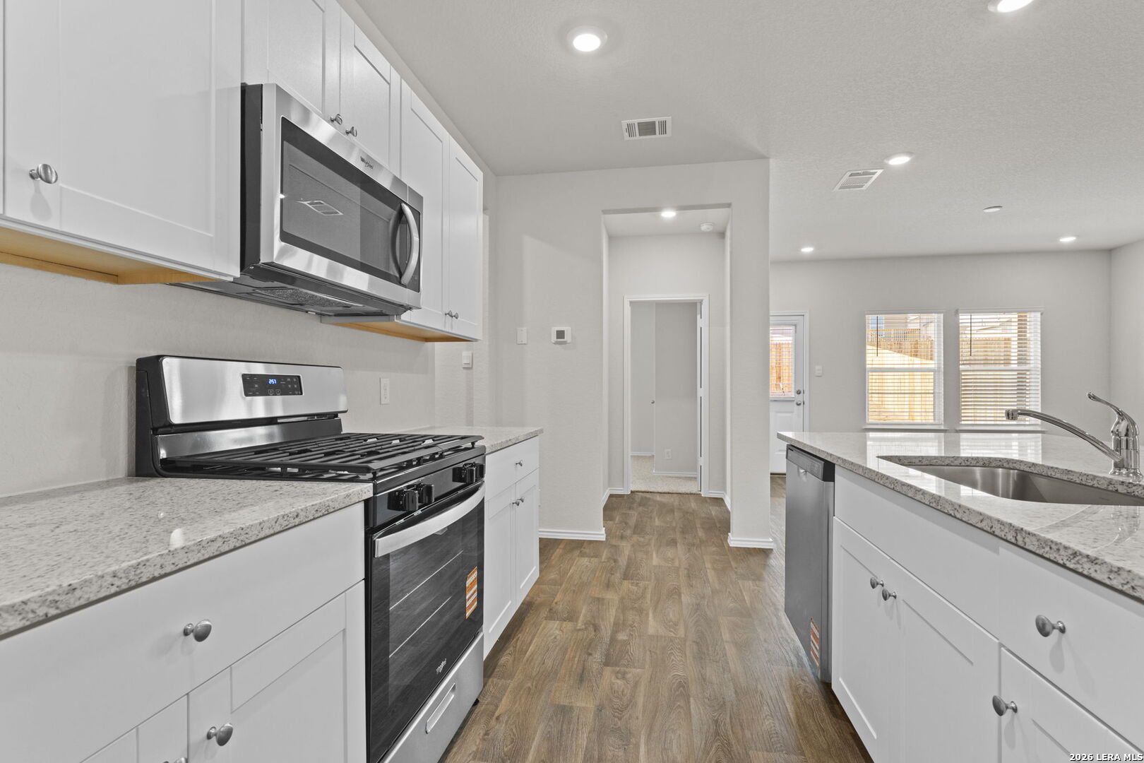 10725 Dazzle San Antonio TX 78252