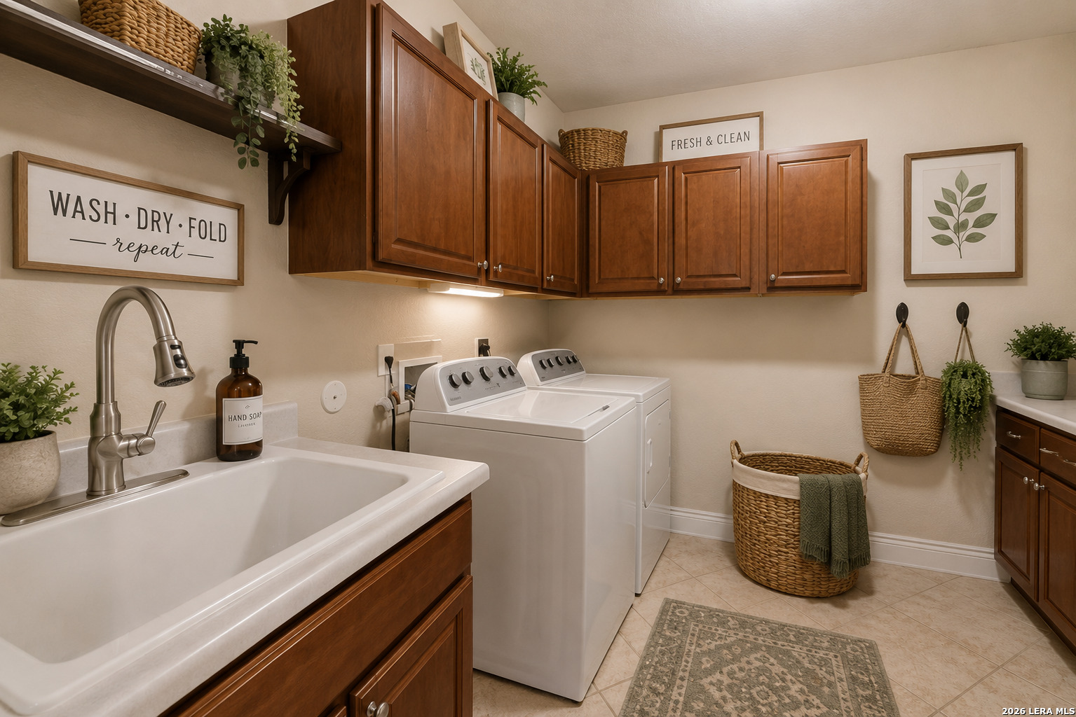 4259 Warm Winds San Antonio TX 78253
