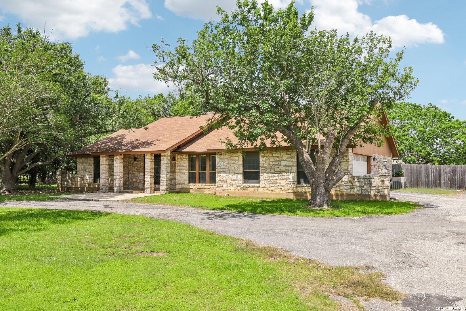 28625 Saxet Boerne TX 78006