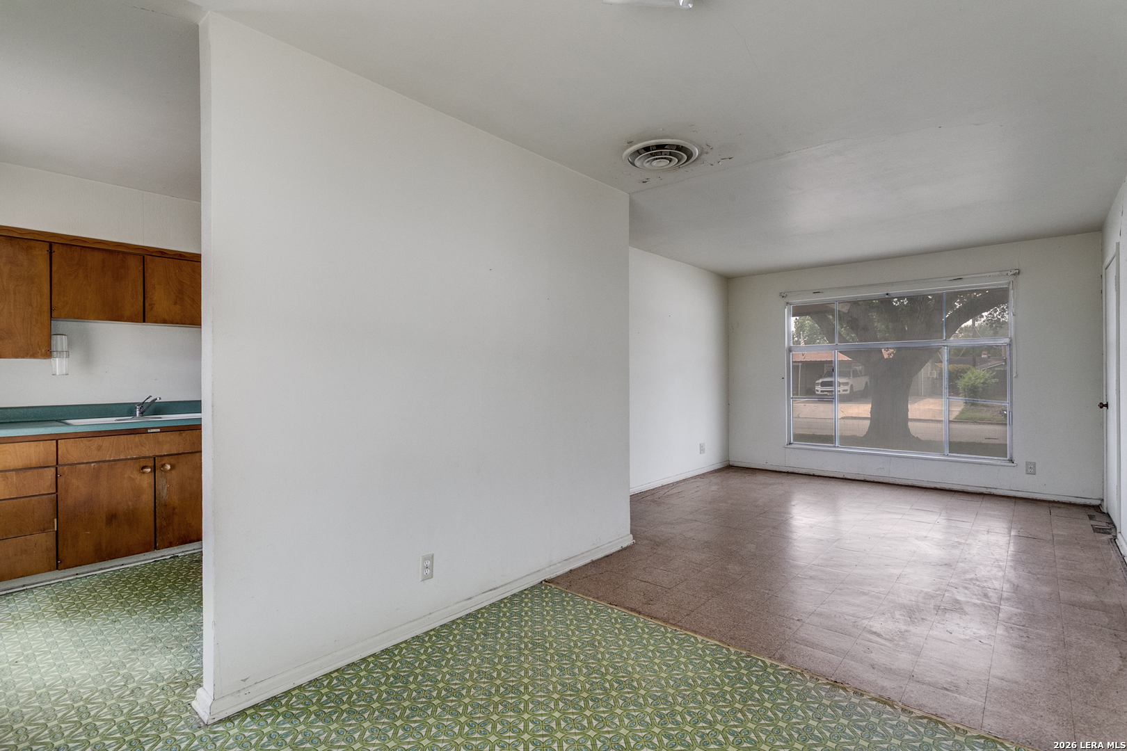 3615 Woodville Drive San Antonio TX 78223