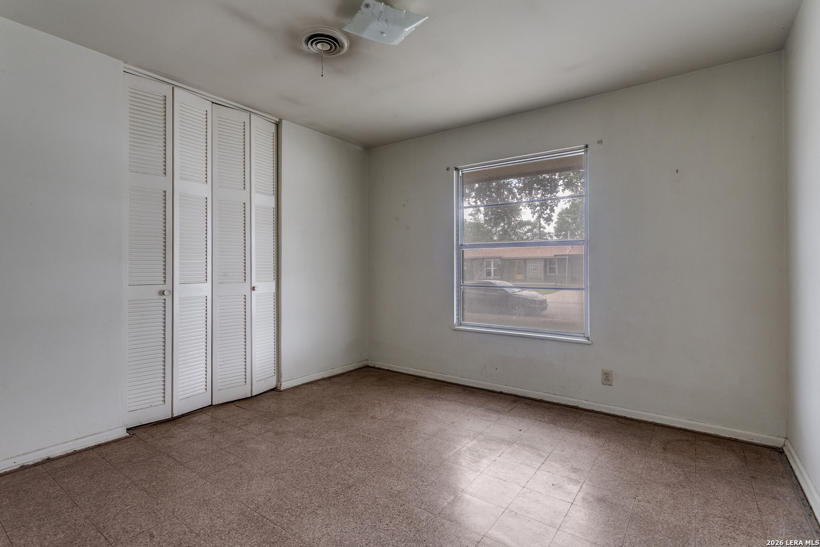 3615 Woodville Drive San Antonio TX 78223