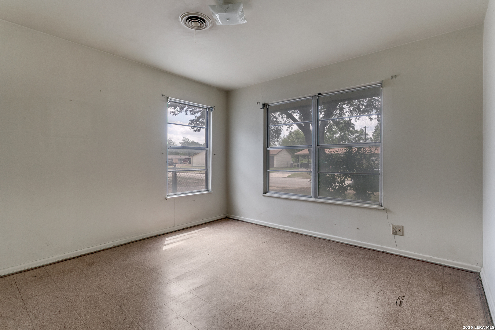 3615 Woodville Drive San Antonio TX 78223