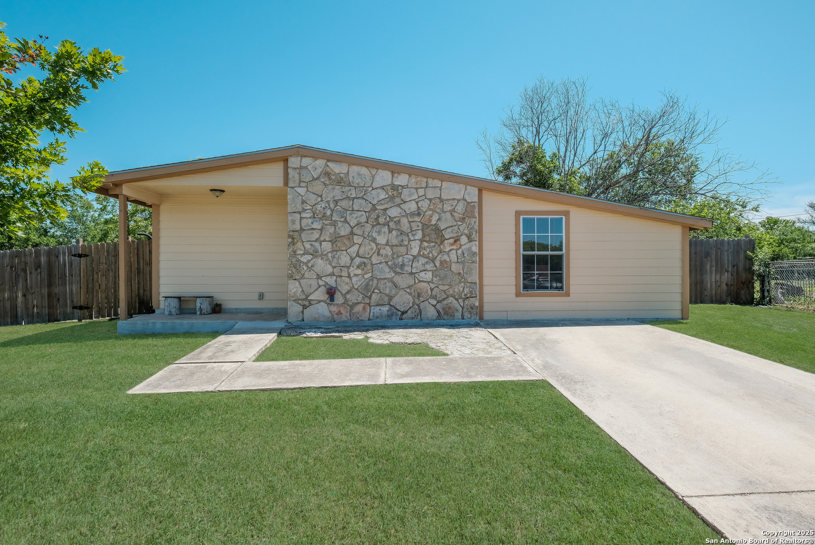 147 Kilkenney San Antonio TX 78227